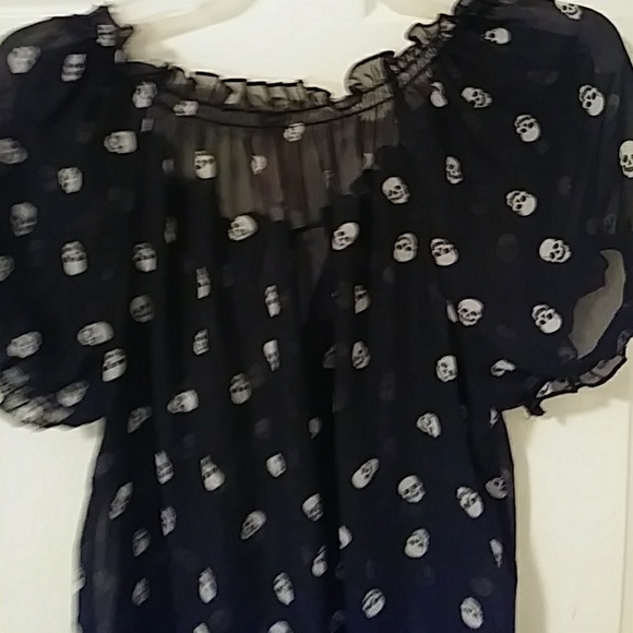 Top - Picture 3 of 4